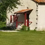 Avec Piscine, Proche De Périgueux – 2 Chambres, Bbq, Activités Variées à Proximité - Fr-1-616-54 Сasa de vacaciones