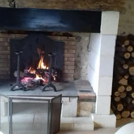 Avec Piscine, Proche De Perigueux - 2 Chambres, Bbq, Activites Variees A Proximite - Fr-1-616-54