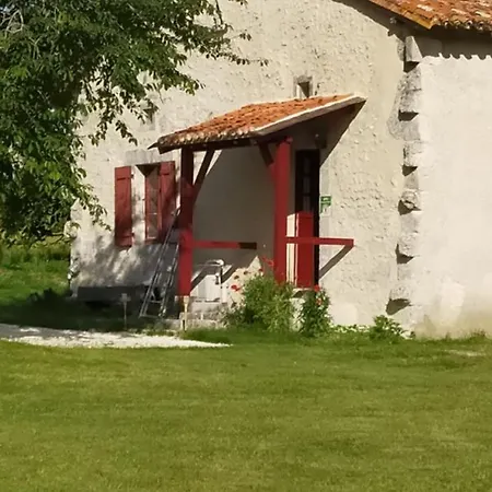 Avec Piscine, Proche De Perigueux - 2 Chambres, Bbq, Activites Variees A Proximite - Fr-1-616-54 펜션